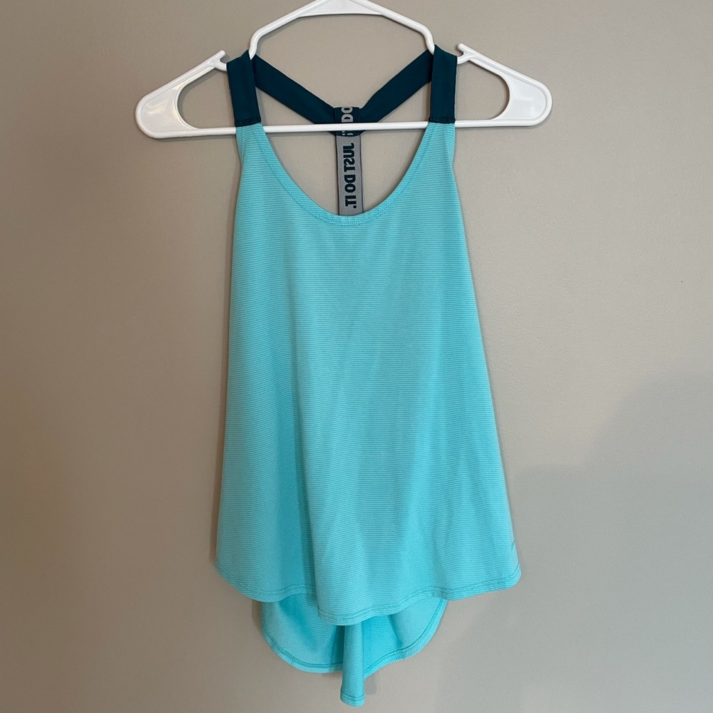 Nike elastika T strap tank top